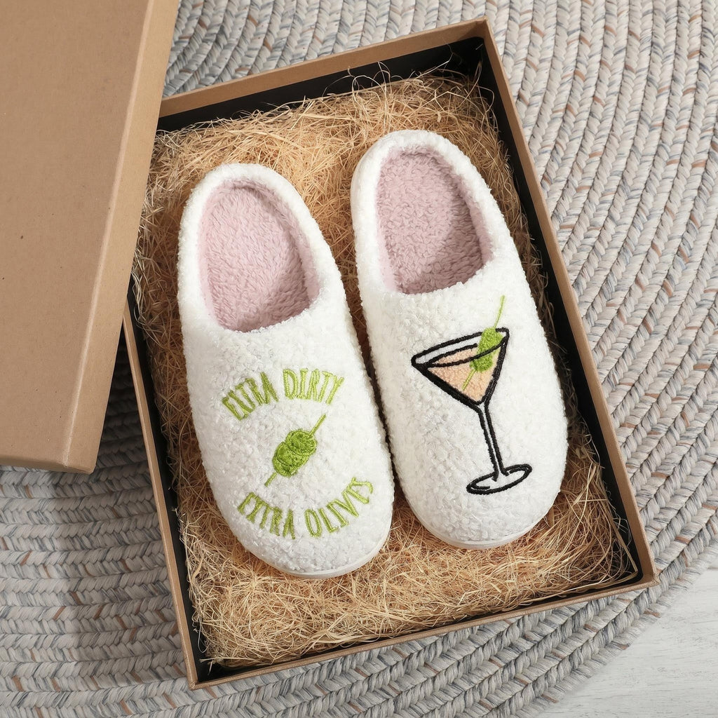 Comfortable home slippers for women