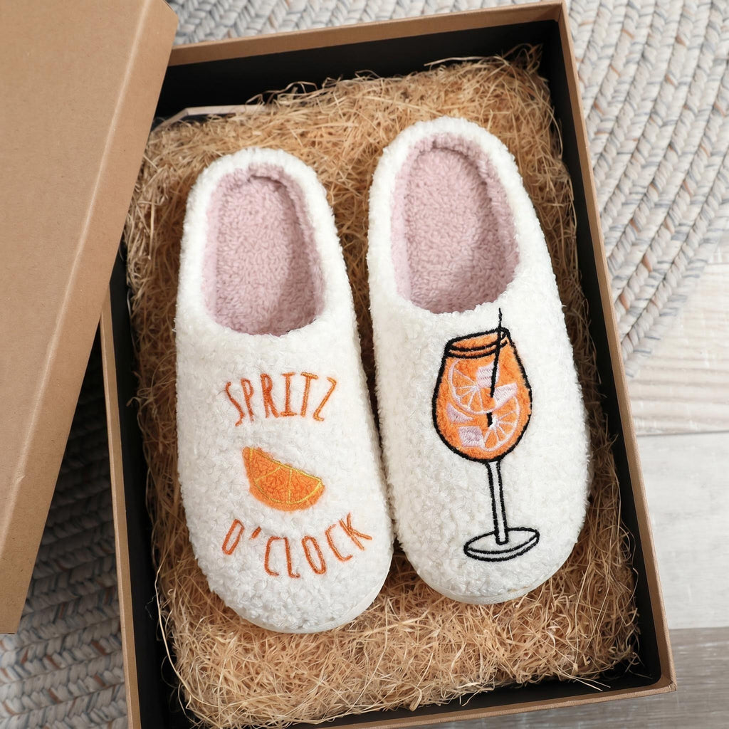 Comfortable home slippers for women
